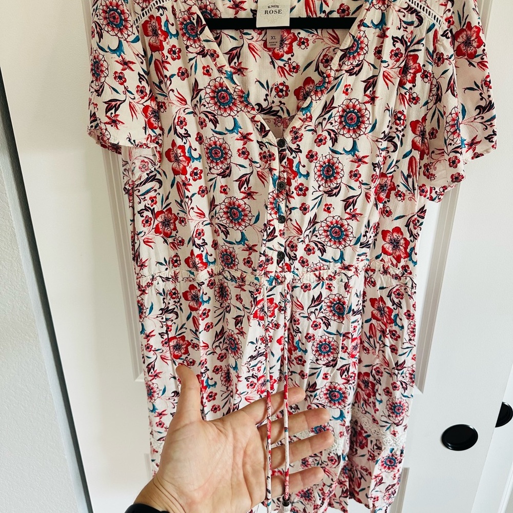Knox Rose Red and Blue Floral Mini Dress - Picture 5 of 13